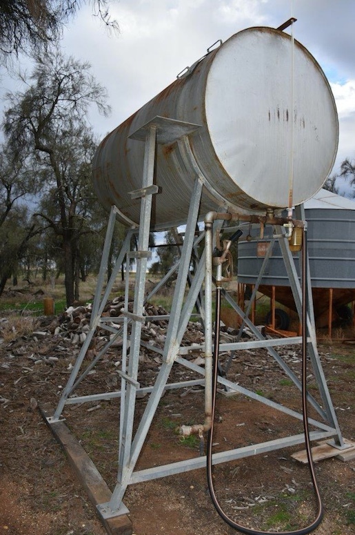 2 x Overhead 2200ltrs Fuel Tanks Machinery & Equipment Fuel